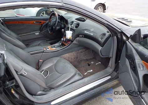 2005 Mercedes-Benz Sl 500 z USA, uszkodzony, nr VIN WDBSK75F95F086601